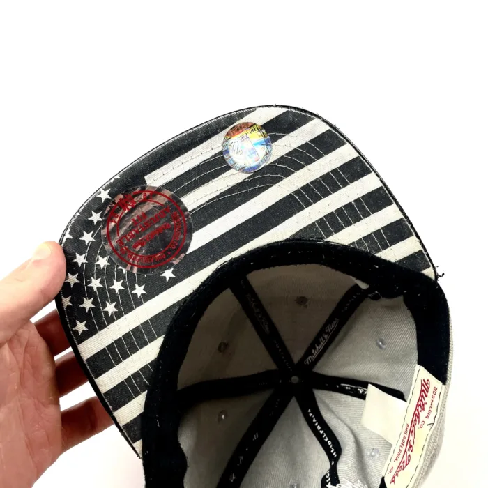 Michell & Ness Cleveland Cavaliers czapka z daszkiem snapback retro 90s 80s - obrazek 3