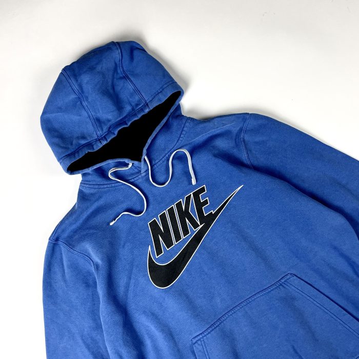 Retro Nike hoodie bluza z kapturem z nadrukiem streetwear y2k (M) - obrazek 3