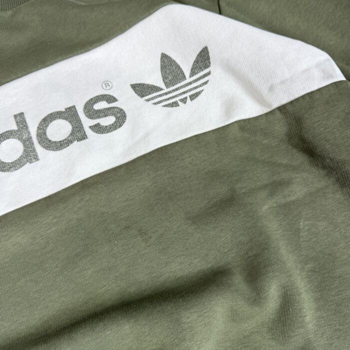 Adidas crewneck bluza z dużym nadrukiem streetwear washed (M/L) - obrazek 5