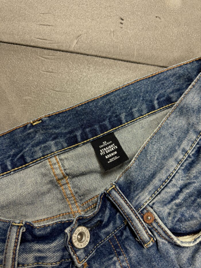 H&M distressed denim szorty jeansowe (M/L) - obrazek 4