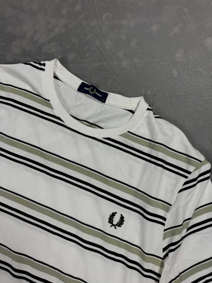 Vintage Fred Perry T-shirt w paski (L) - obrazek 3