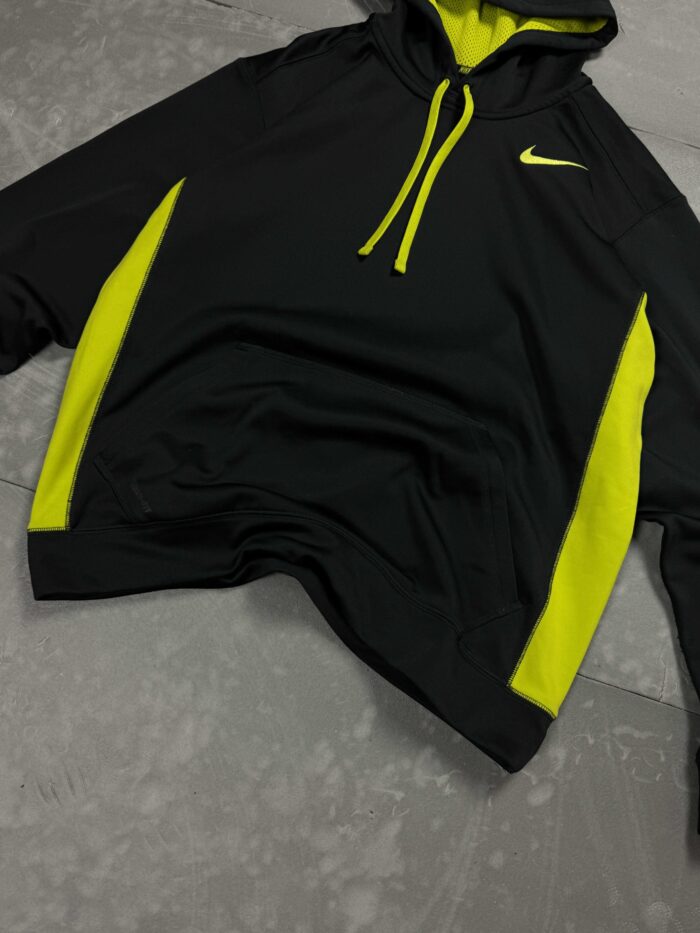 Nike czarna bluza z kapturem hoodie (L) - obrazek 4