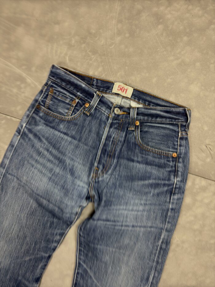 Levi's 501 denim straight fit spodnie jeansowe washed faded (29x30) - obrazek 3