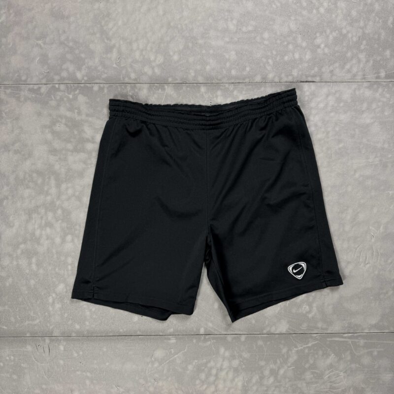 Nike krótkie spodenki sportowe czarne (M/L)