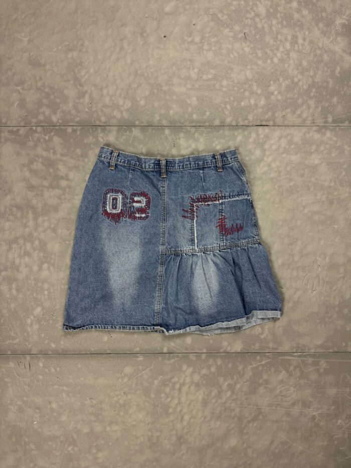 Vintage distressed spódniczka y2k (S/M) - obrazek 2