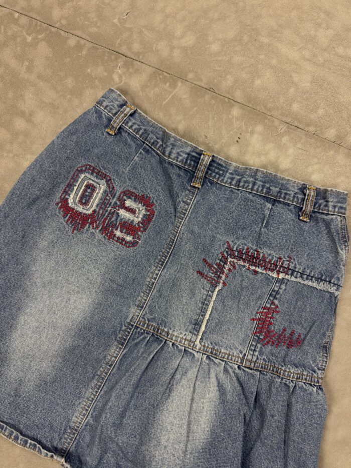 Vintage distressed spódniczka y2k (S/M) - obrazek 5