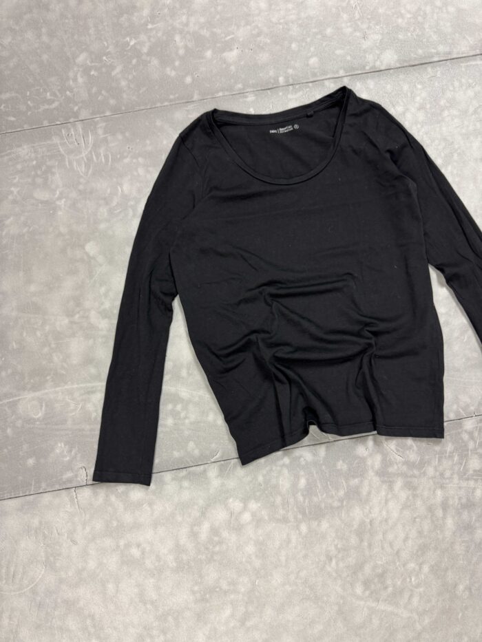 Czarna damska bluzka longsleeve T-shirt (XS/S) - obrazek 3