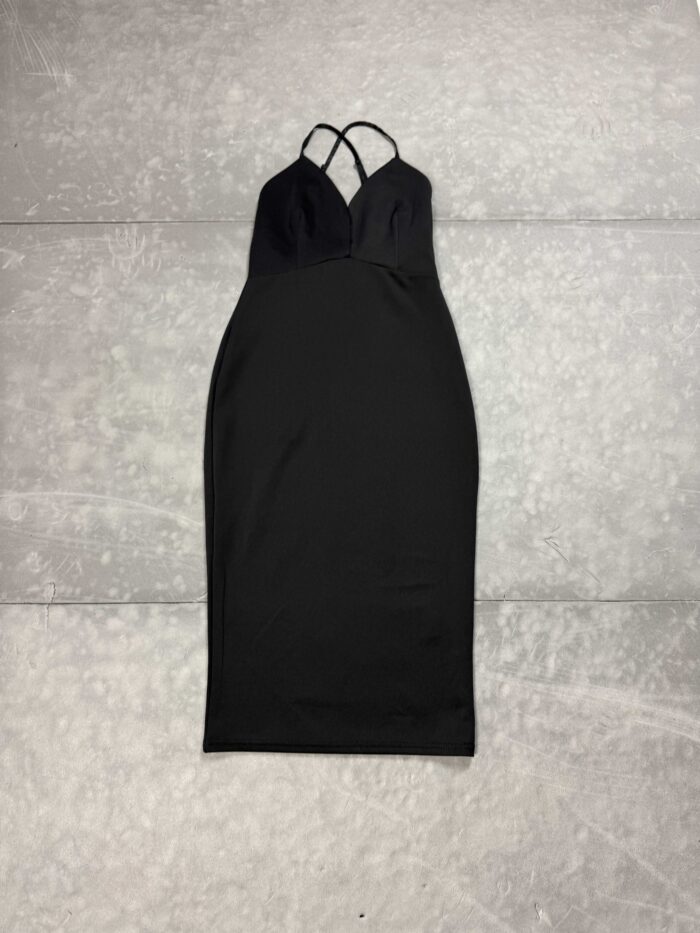 Czarna elegancka sukienka midi Head Girl (M)
