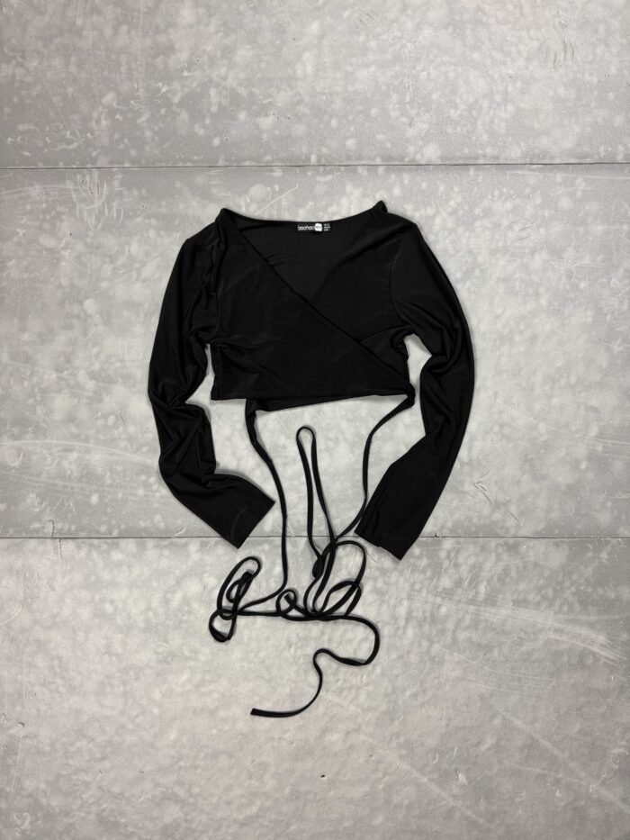 BooHoo bluzka top cropped uniwersalny wiązany (S)