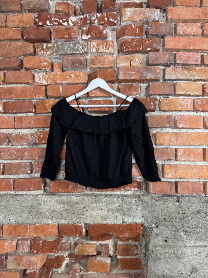 H&M czarna bluzka cropped top na ramiączkach (XS/S) - obrazek 2