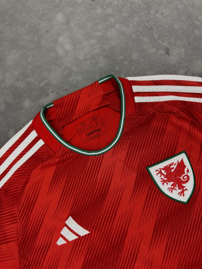Adidas koszulka sportowa piłkarska Walia jersey (S) - obrazek 4