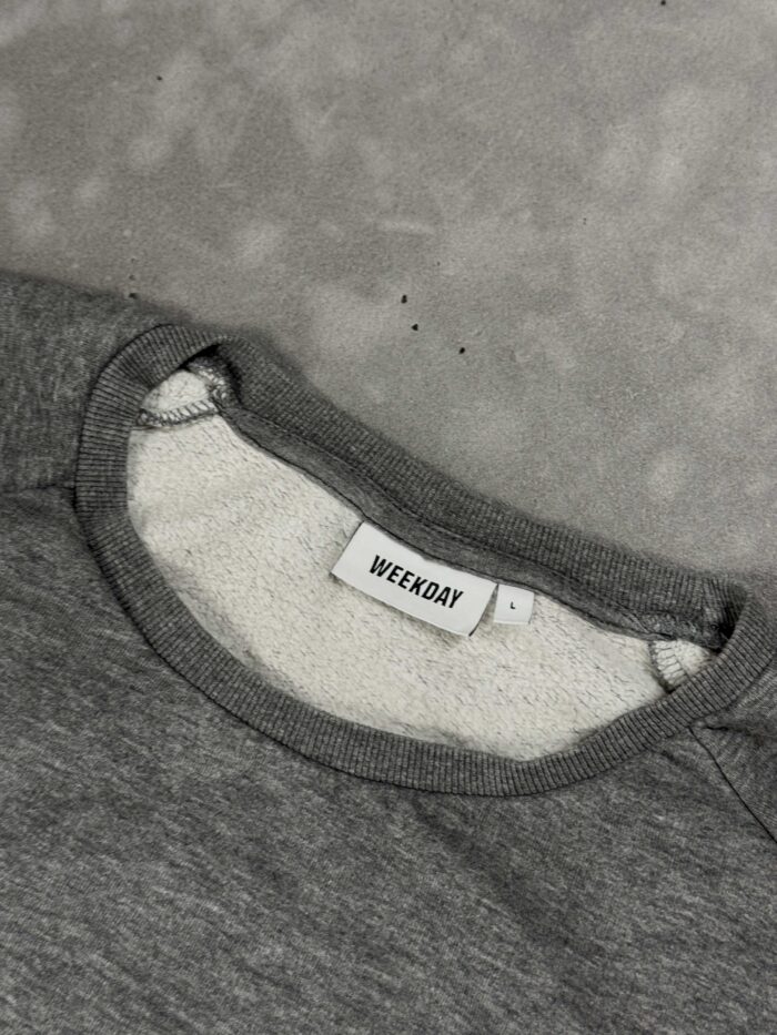 Weekday blank boxy crewneck bluza oversize (L) - obrazek 4