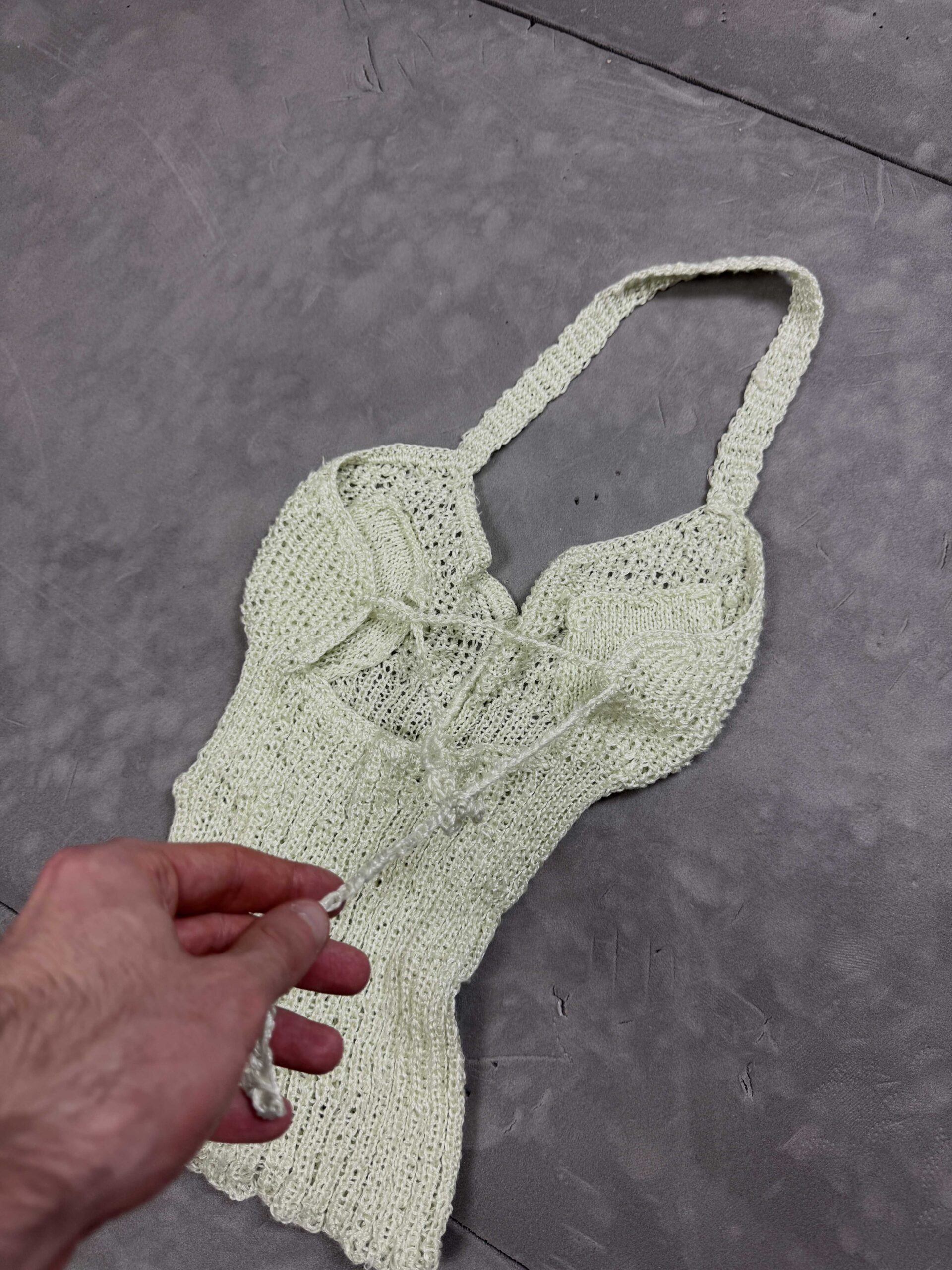 Gorsetowy dziargany ręcznie top handmade y2k (S) - obrazek 4