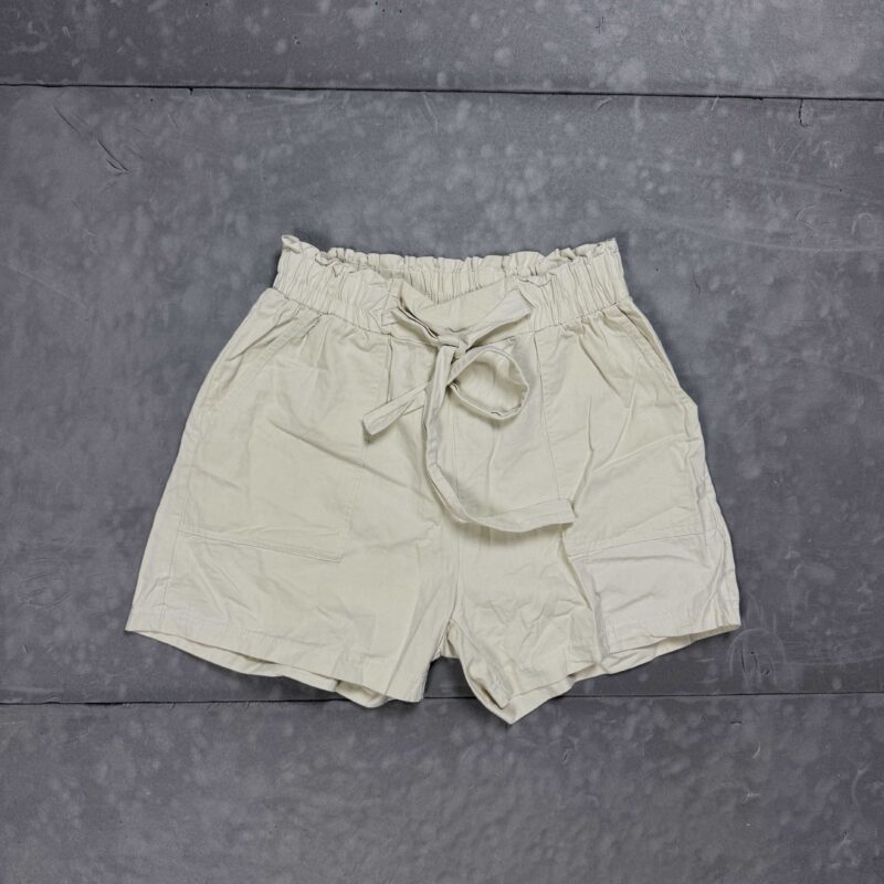 Moraj beżowe krótkie spodenki damskie szorty (M)