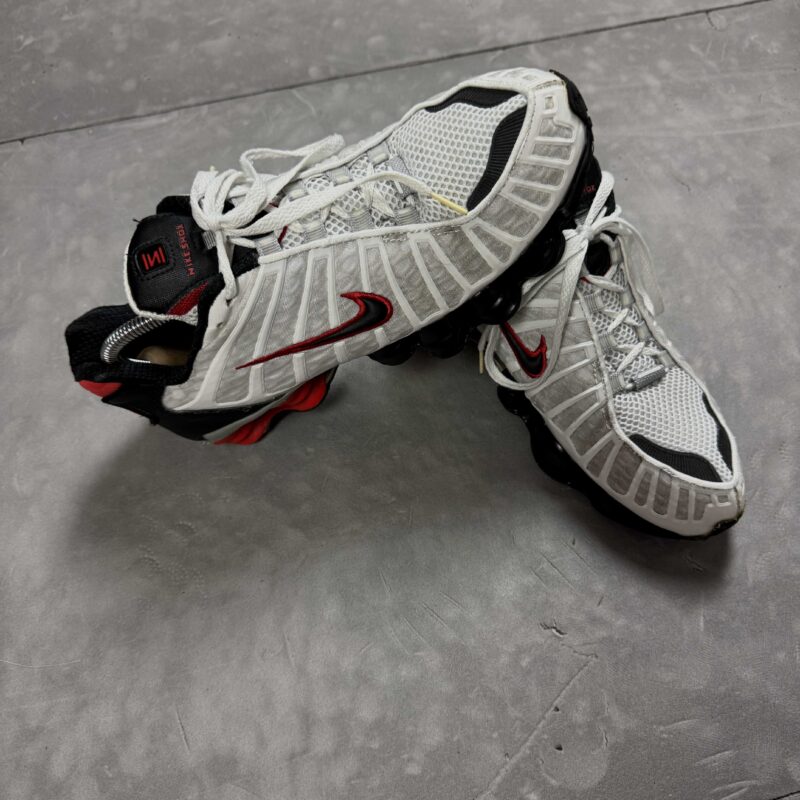 Nike Shox TL buty sportowe sneakersy (44)