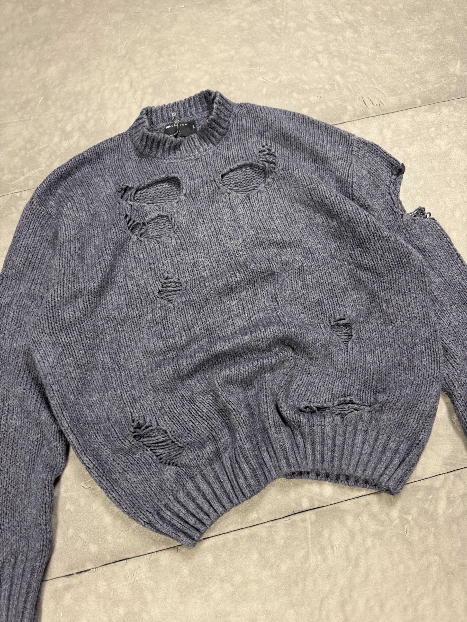 Asos distressed boxy sweter oversize (XXS) - obrazek 3