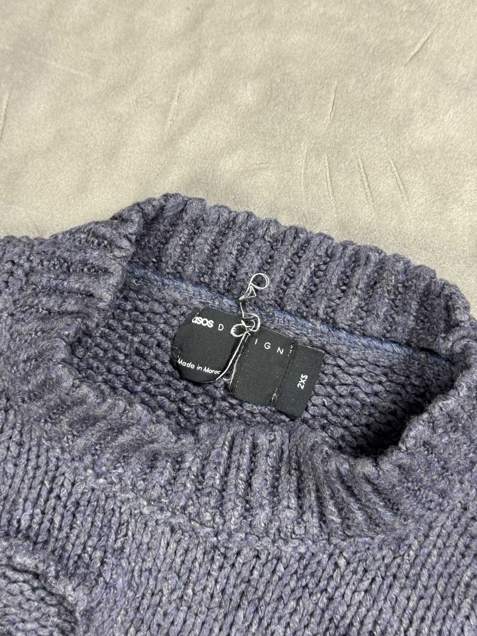 Asos distressed boxy sweter oversize (XXS) - obrazek 4