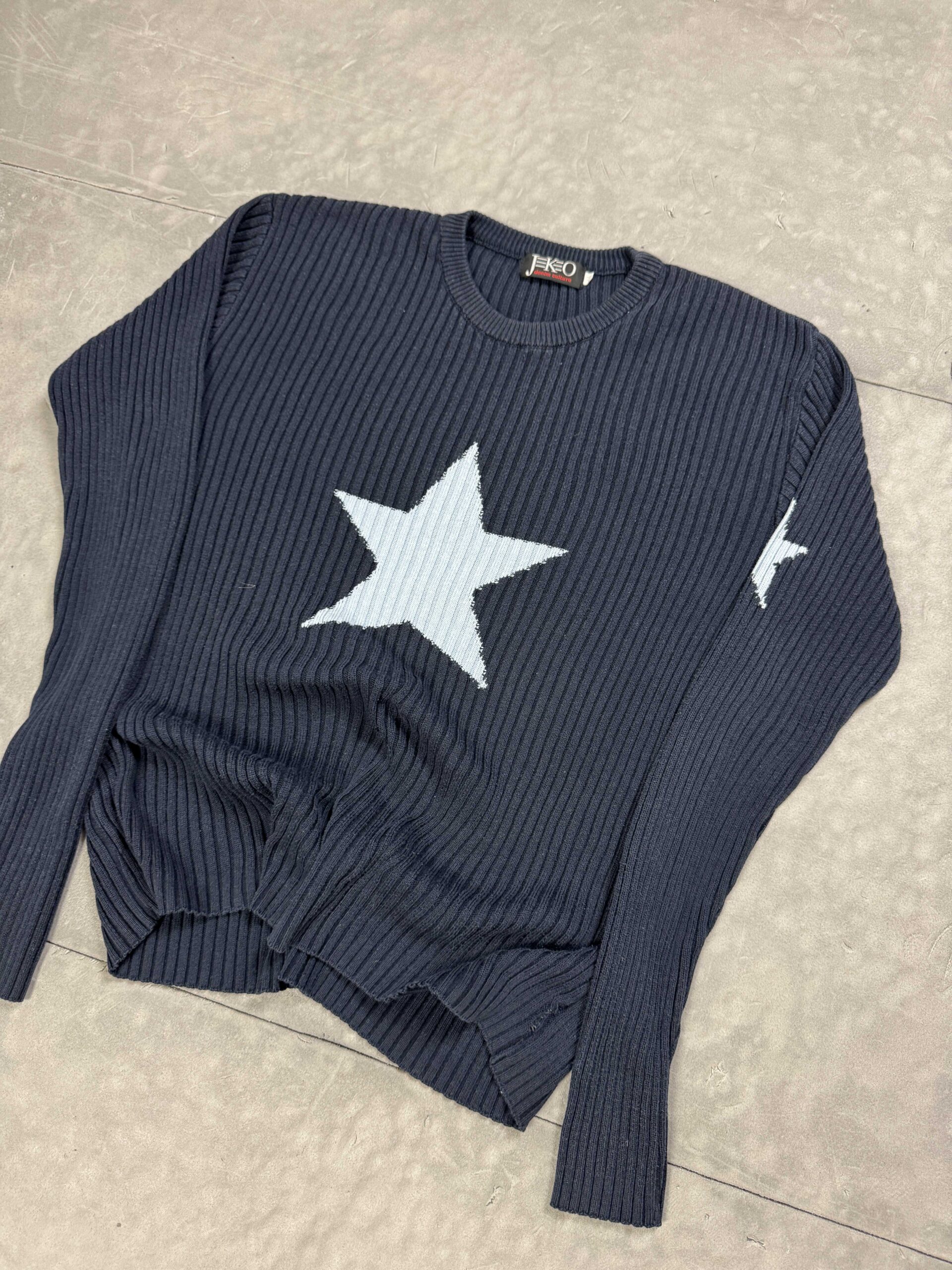 Vintage y2k sweter z dużym printem retro (M) - obrazek 3
