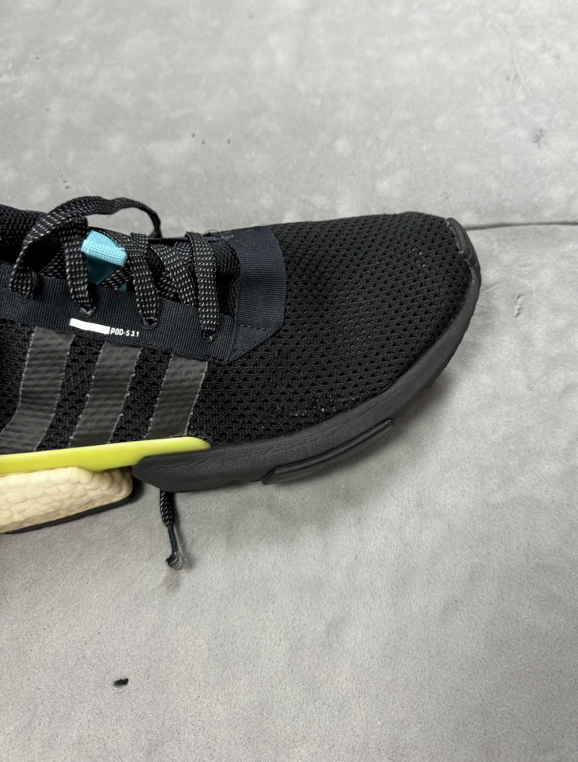 Buty sneakersy Adidas POD-S3.1 (43) - obrazek 8