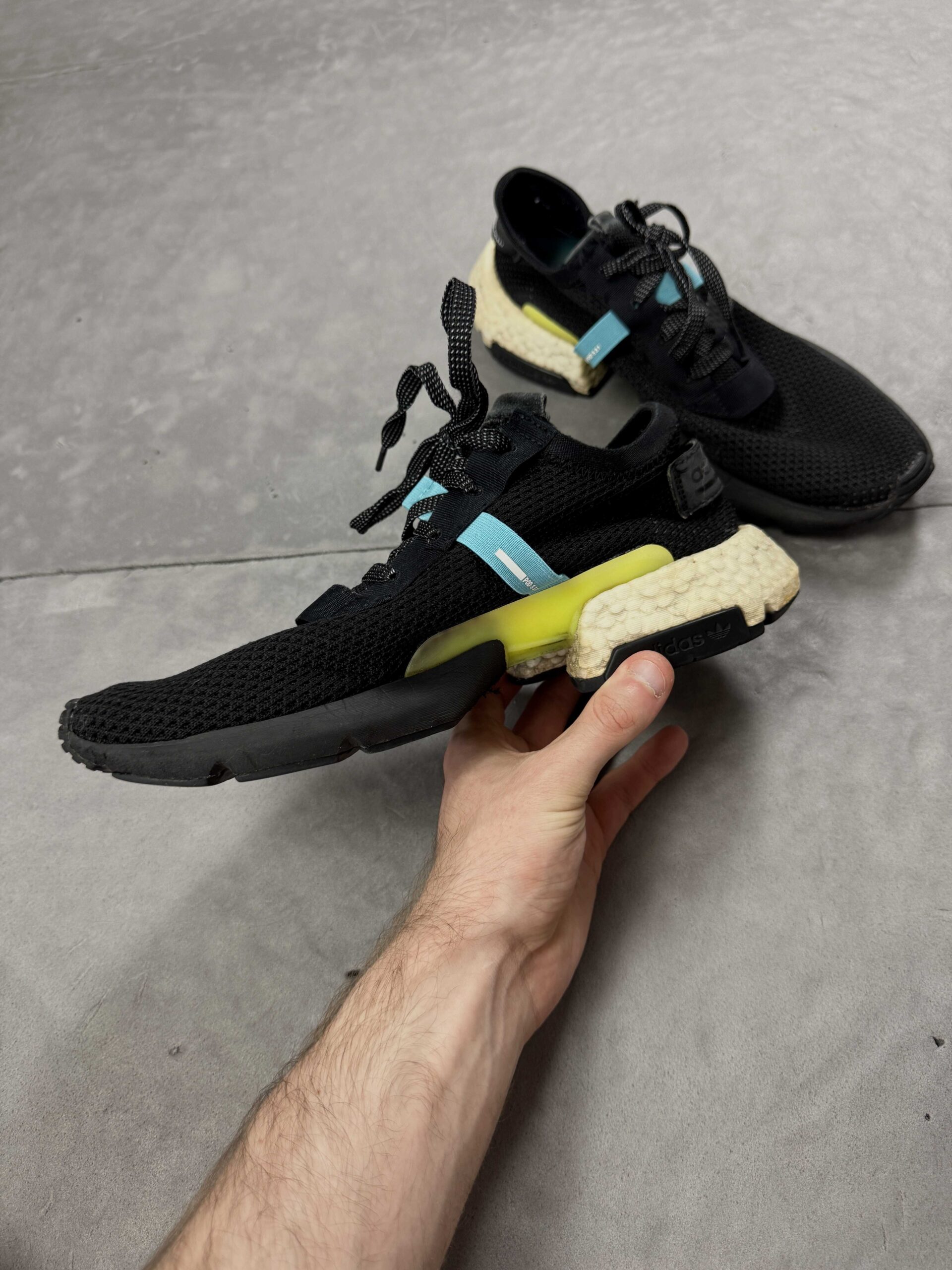 Buty sneakersy Adidas POD-S3.1 (43) - obrazek 5