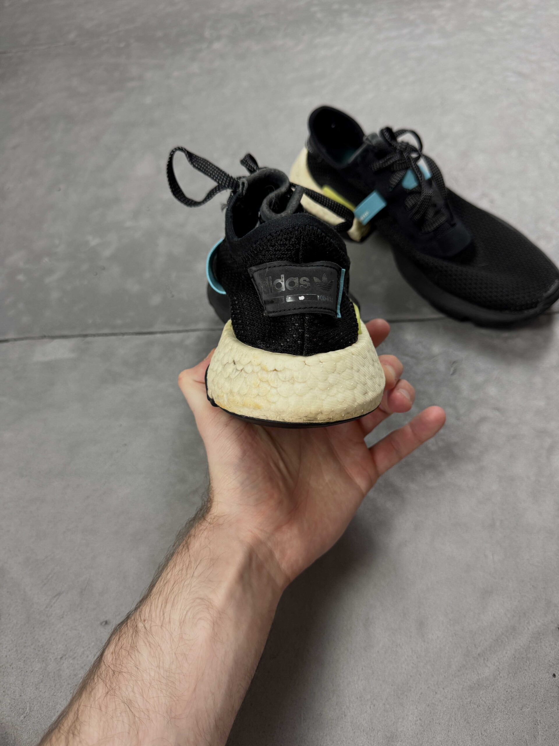 Buty sneakersy Adidas POD-S3.1 (43) - obrazek 6