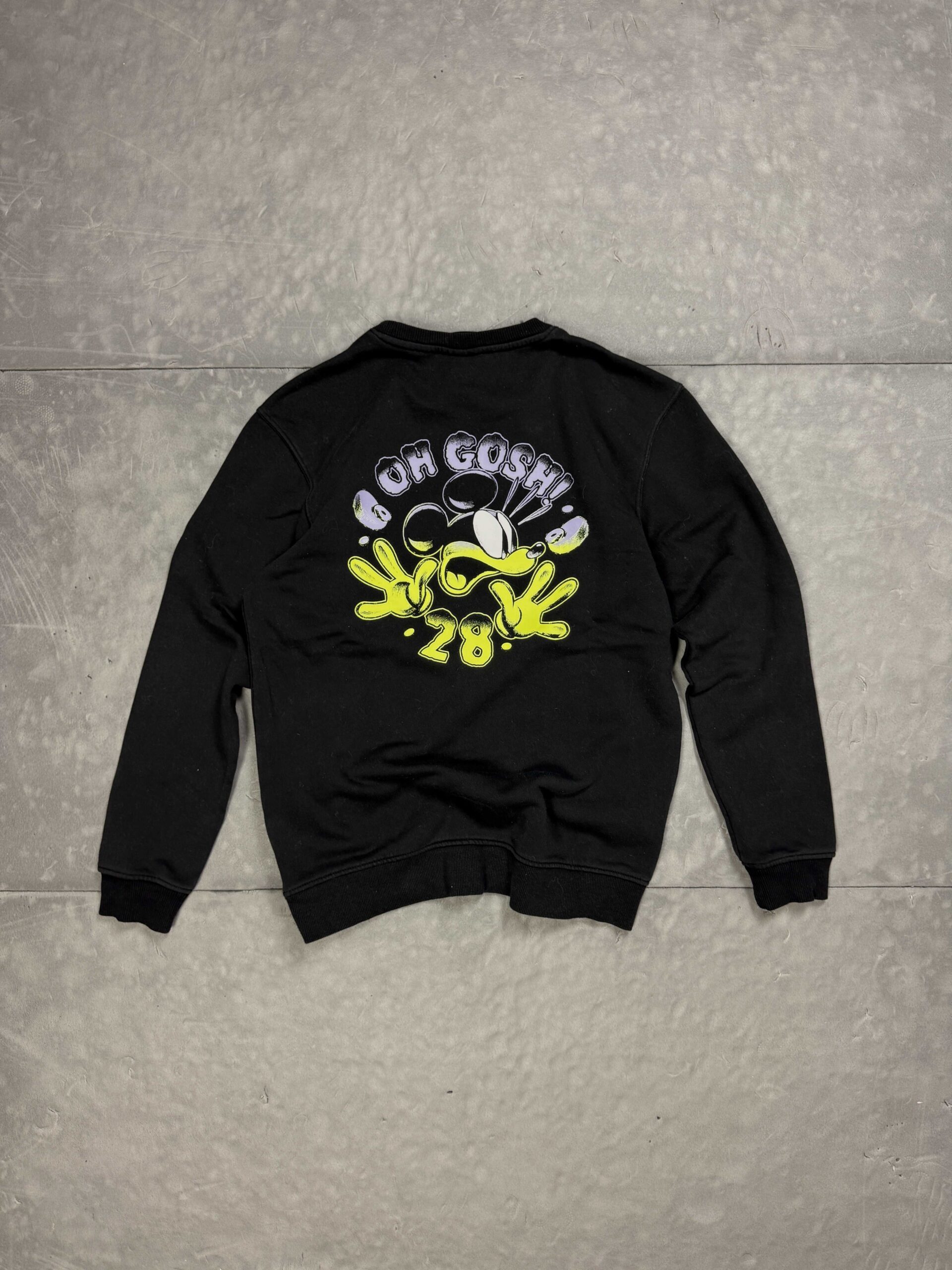 H&M crewneck bluza z dużym nadrukiem Mickey Mouse (S/M) - obrazek 2